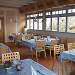 Szálloda Stempfle's Landgasthaus Zum Kreuz Unterschneidheim