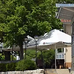 Stempfle's Landgasthaus Zum Kreuz Unterschneidheim