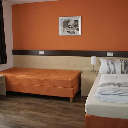 Stempfle's Landgasthaus Zum Kreuz 3*