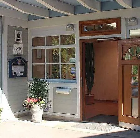 Hotel Landgasthaus Zum Kreuz 3*