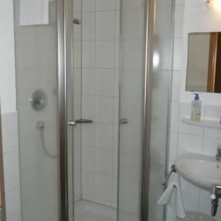 Hotel Landgasthaus Zum Kreuz Unterschneidheim