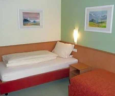Hotel Landgasthaus Zum Kreuz 3*