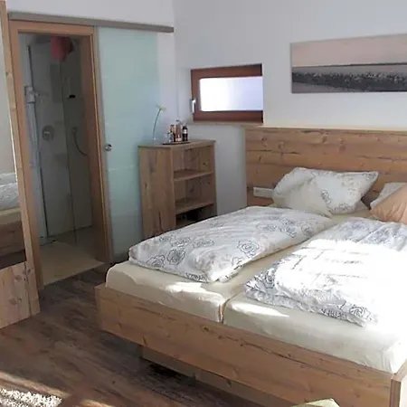 Landgasthaus Zum Kreuz Hotel 3*