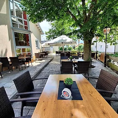 Landgasthaus Zum Kreuz 3* Unterschneidheim